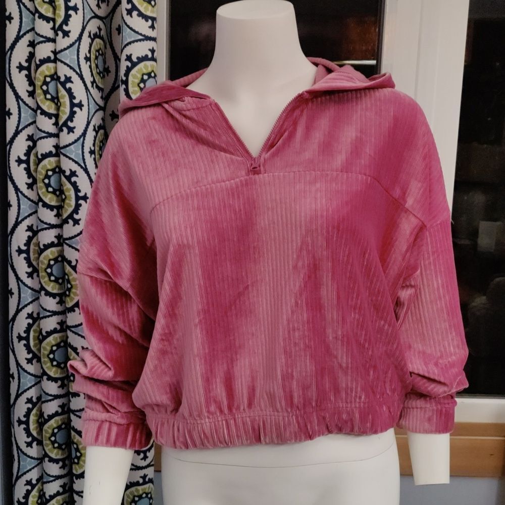 Cobble Lane Hooded Shirt